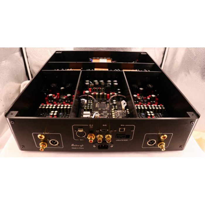 Audio-GD R-7HE MK2