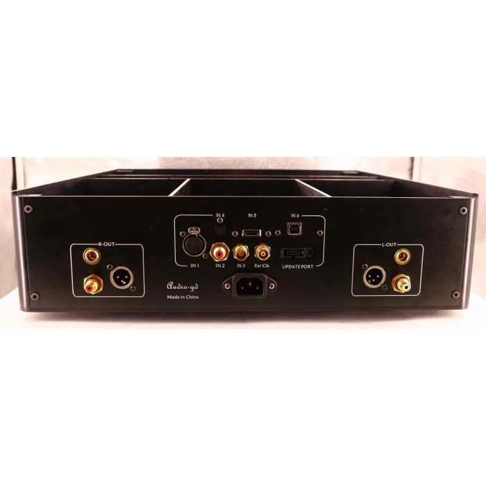 Audio-GD R-7HE MK2