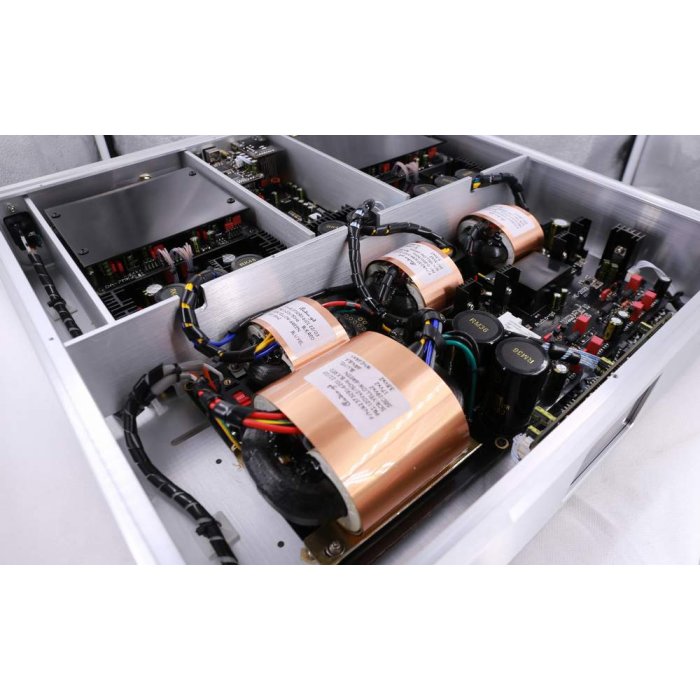 Audio-GD R-8HE MK3