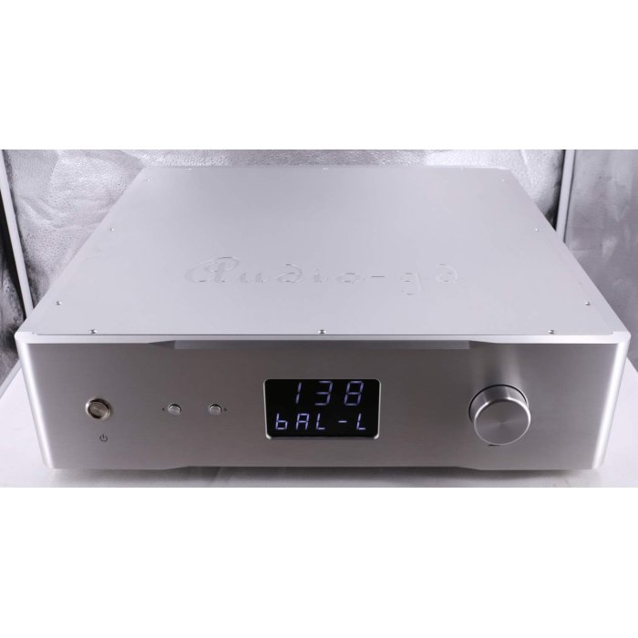 Audio-GD Vacuum HE-1 MK3