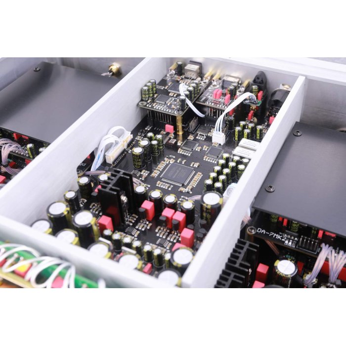 Audio-GD R-7HE MK3