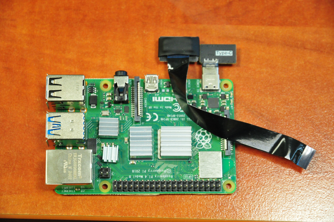 Odtwarzacz DIY - Raspberry Pi, złącza usb-c i hdmi